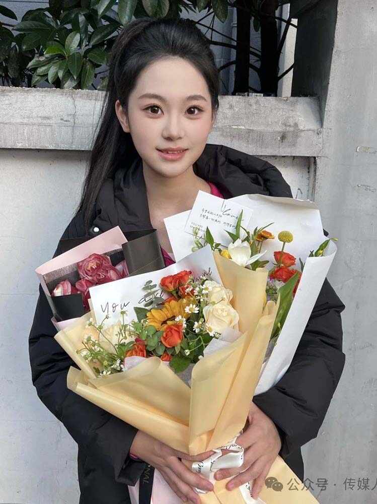  步梦茜 